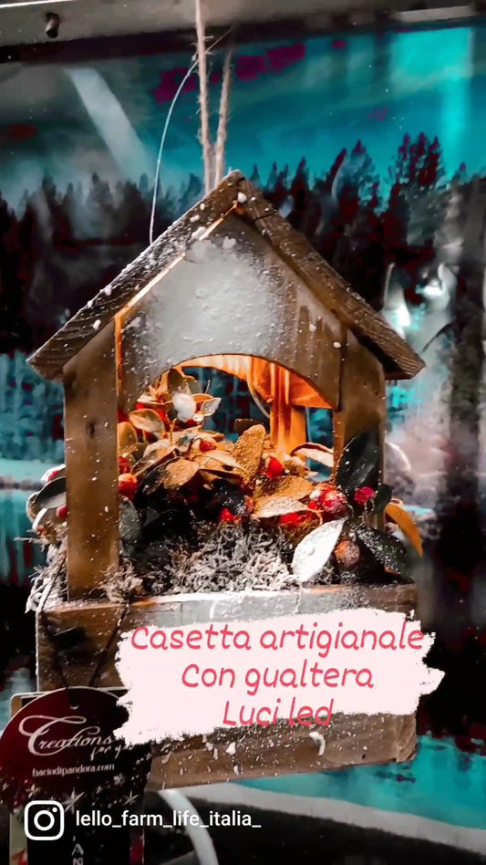Casetta in legno artigianale arredo giardino